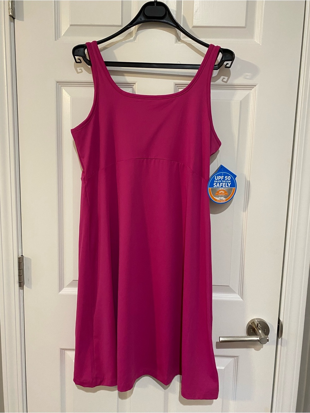 Women’s Fuchsia Columbia  Freezer III dress.  NWT